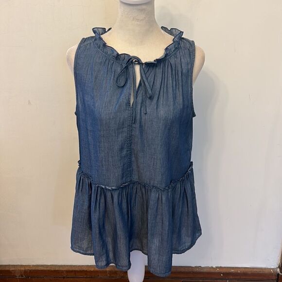 Loft chambray sleeveless ruffle blouse Size L New - Picture 2 of 9